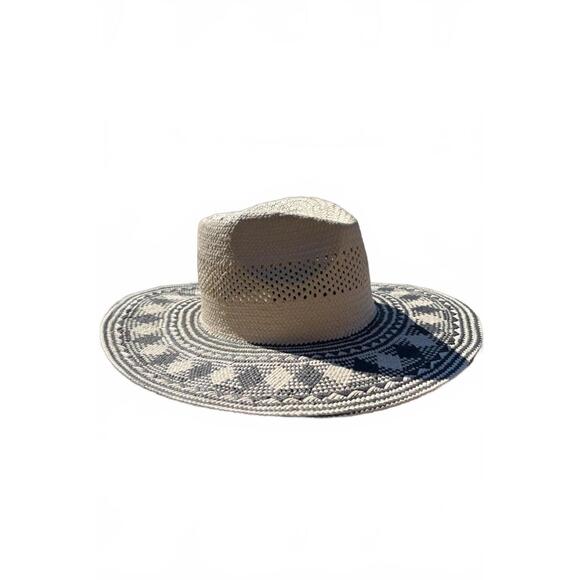 NEW BTB LOS ANGELES women\'s nora hat in natural/black